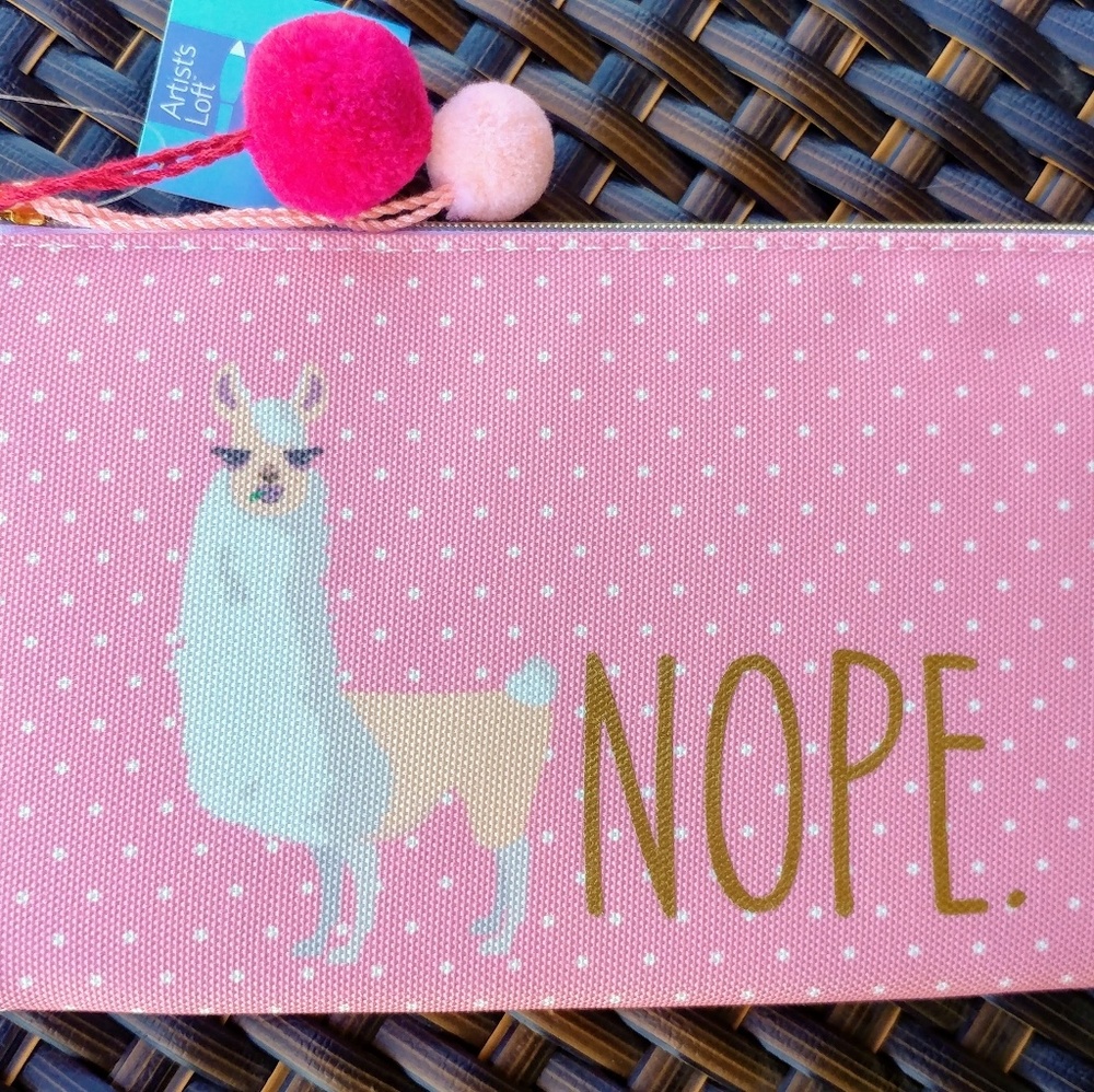 Zipper pouch